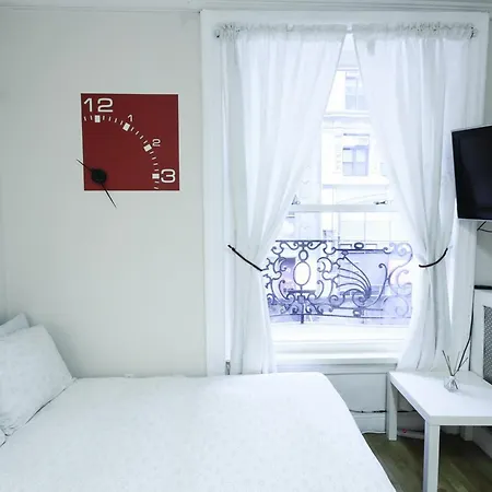 - Cozy Apartment *