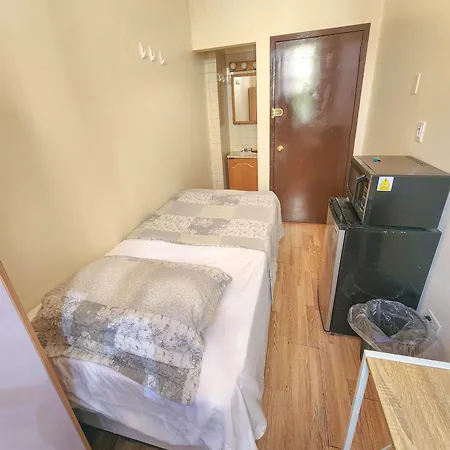 Hostel West 30th Street