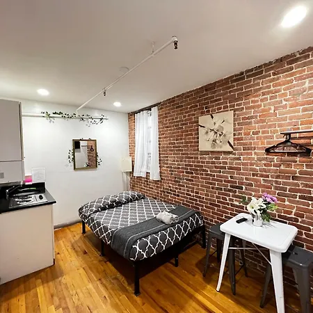 31 Street Broadway Apartment