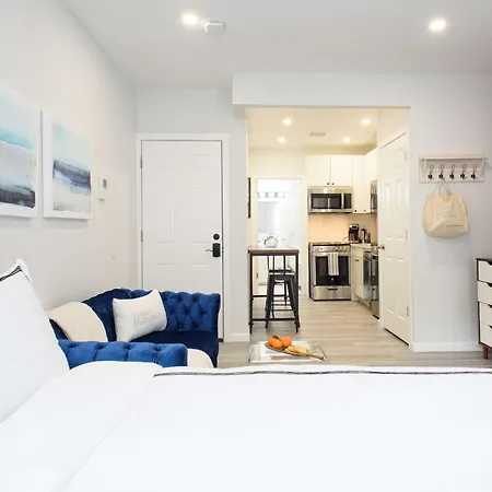 Apartment 240-15 Luxury Prime Location W&d *