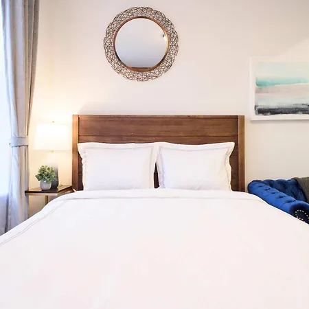 Apartment 240-5 New Prime Location W&d In Unit New York