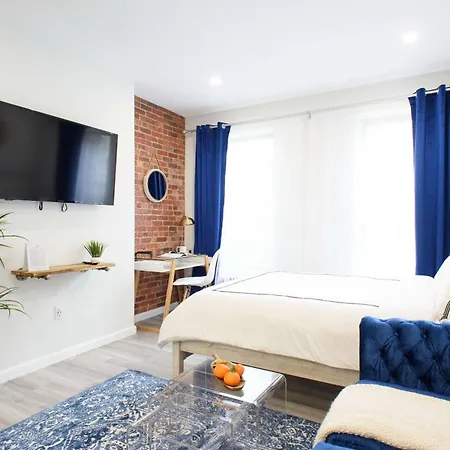 Apartment 240-15 Luxury Prime Location W&d New York