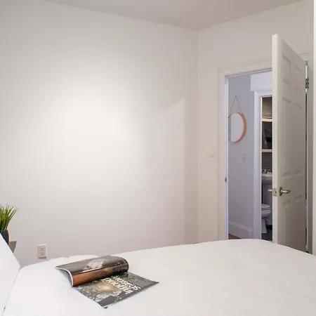 69-5d Modern Lower East East 1br Brand New Apartment