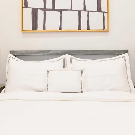 69-4a Quality New Prime Lower East East 1br *
