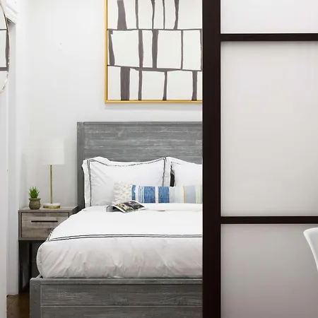 69-2a Prime Lower East Side 1br Brand New
