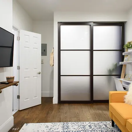 69-2a Prime Lower East Side 1br Brand New *