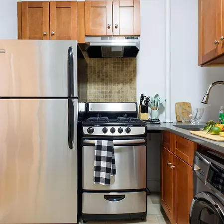 1567-1a New 2br Prime Upper East W&d