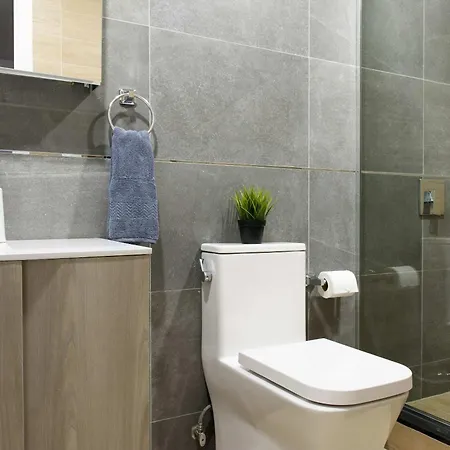 1597-3 Upper East Side W&d In Unit * New York
