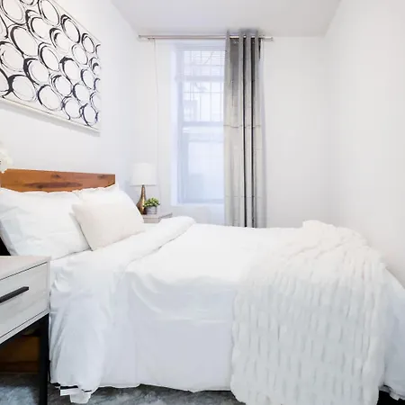 1435-2 3 Bedrooms 2bath W D Ues