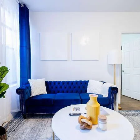 1435-2 3 Bedrooms 2bath W D Ues