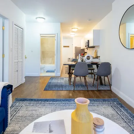1435-2 3 Bedrooms 2bath W D Ues * New York