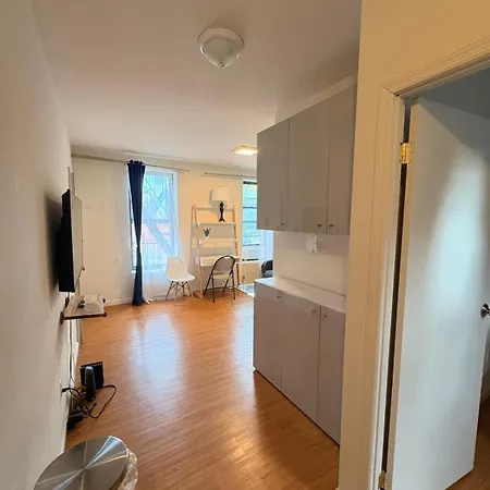 Apartment Renovated 1br In East Village