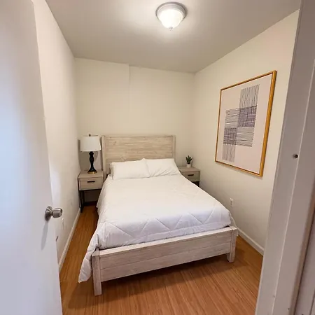 Apartment Renovated 1br In East Village *