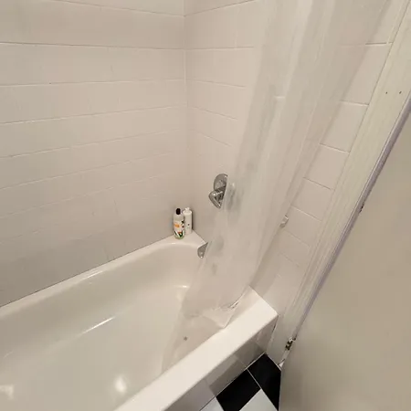 Renovated 1br In East Village * New York