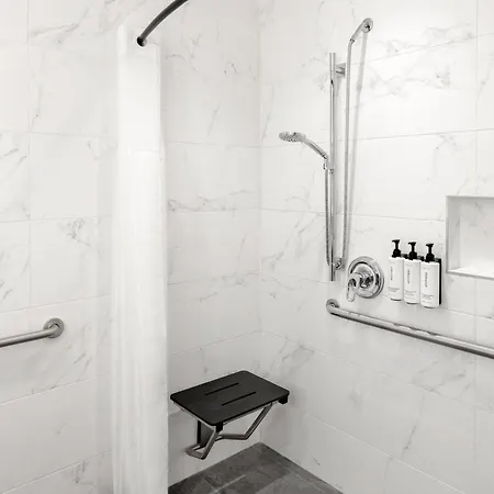 Voco Astoria By Ihg Hotel