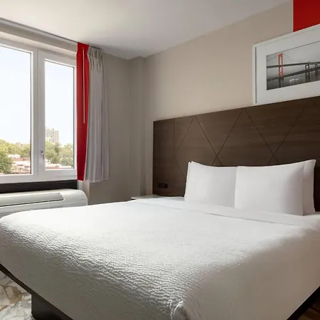 Hotel Ramada By Wyndham Brooklyn Empire Blvd New York