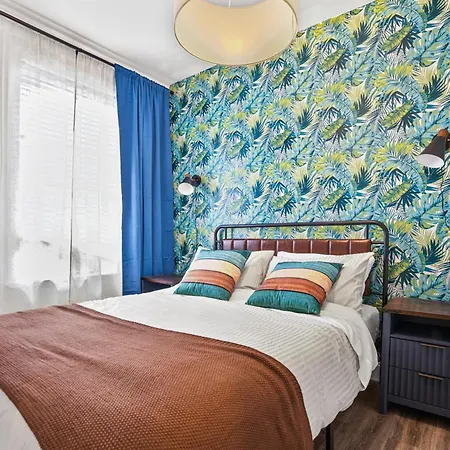 2bd Urban Ease In Lower East Side Apartment *