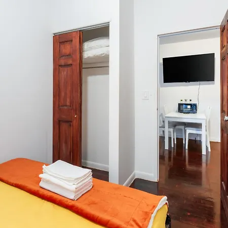 2 Bd Cozy In Manhattan Valley New York