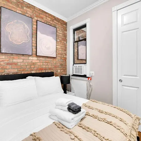 Apartment Lower East Side 2br Near Subway & Katz's New York