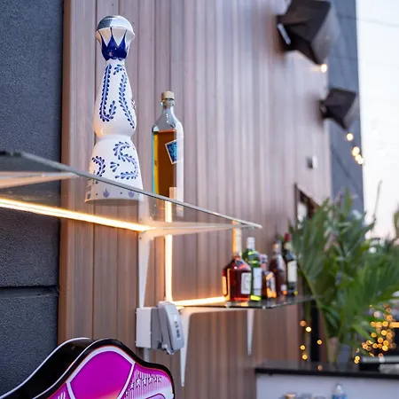 Nova Brooklyn Hotel