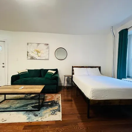 Park Capital Apartment *