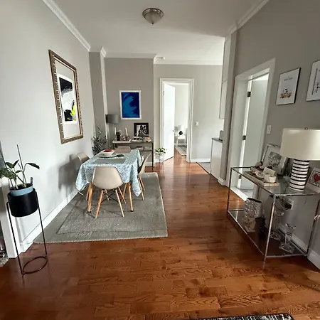 Park North Spacious Apartment *