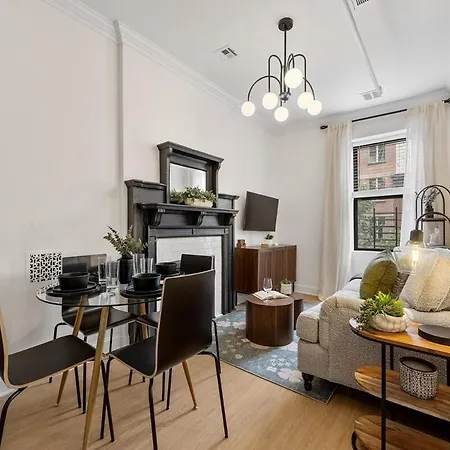 3br Brownstone Near Subway & Columbia Uni