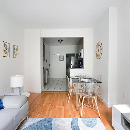Prime Upper West Side Location 1 Bedroom Apartment New York