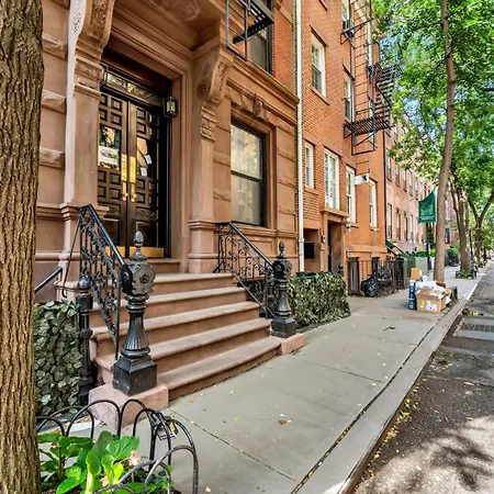 Spacious Soho 1bedroom Unit Washer & Dryer Apartment