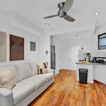Spacious Soho 1bedroom Unit Washer & Dryer