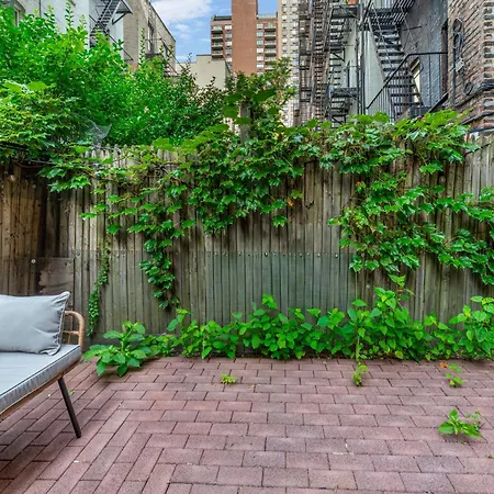 Apartment Inviting 2bd Upper East Side With Backyard