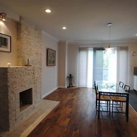 Apartment Historic Harlem Duplex