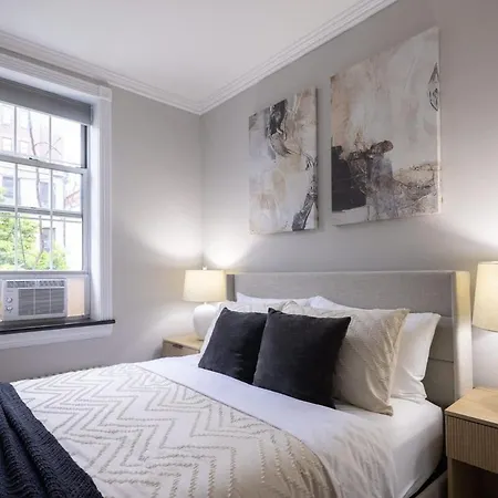 Stylish Retreat In Midtown Nyc Walk To Everything Apartment *