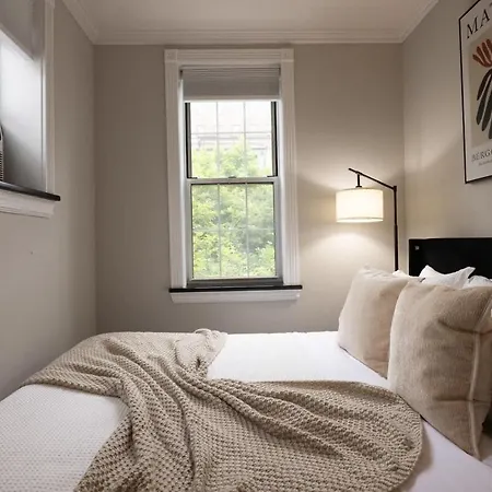 Apartment Stylish Retreat In Midtown Nyc Walk To Everything