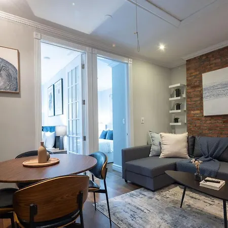 Stylish Retreat In Midtown Nyc Walk To Everything Apartment *