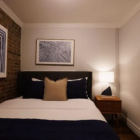 Unique Nyc Escape 1br In East Village Patio! *