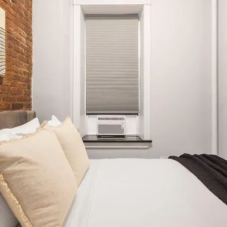 Trendy Nolita Walk To Soho & Little Italy *
