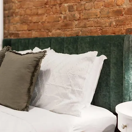 Trendy Nolita Walk To Soho & Little Italy Apartment