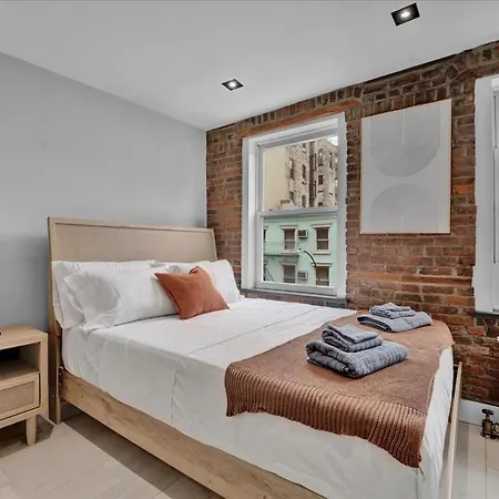 Apartment Soho Designer 2br W Balcony *