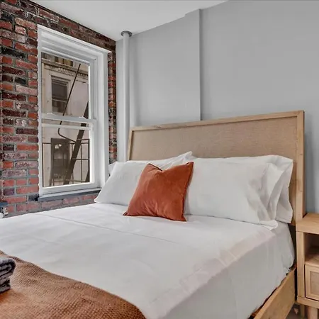 Soho Designer 2br W Balcony *