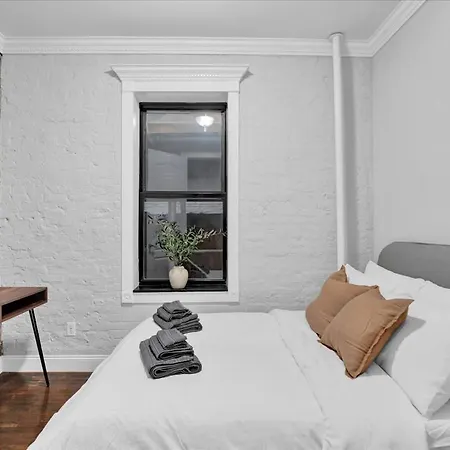Stylish 3br-2ba In Gramercy Apartment