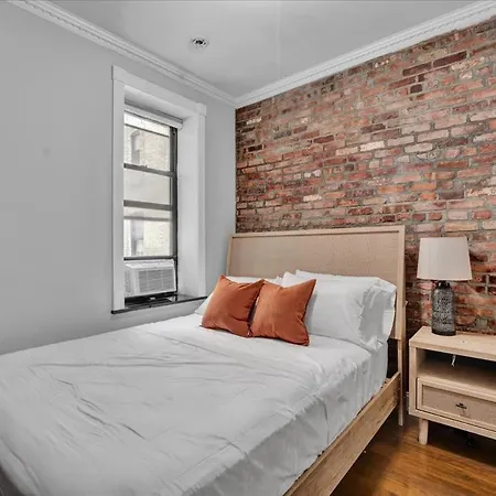 Stylish 3br-2ba In Gramercy *