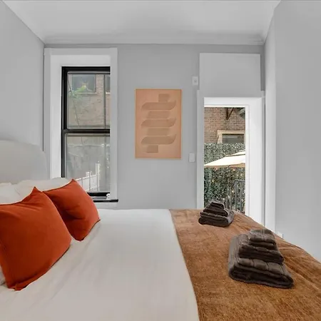 Modern 2br With Private Garden In Gramercy Park New York