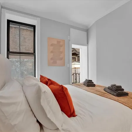 Modern 2br With Private Garden In Gramercy Park Apartment *