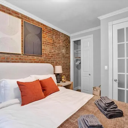 Modern 2br With Private Garden In Gramercy Park Apartment New York