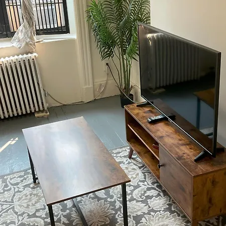 Prime Location Stylish New York
