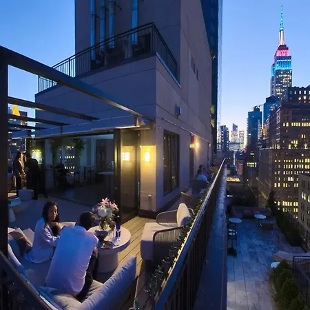 Apartment Elegant At Marmara Park Avenue
