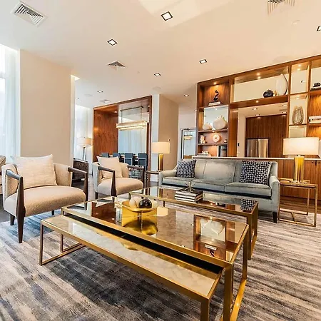 Entire Luxury Midtown With Pool, Gym, And Sauna New York