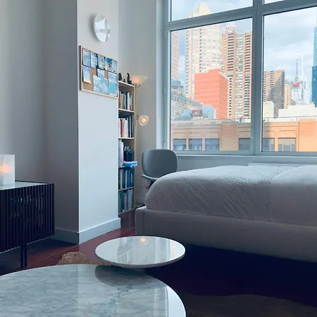 Apartment Entire Luxury Midtown With Pool, Gym, And Sauna *