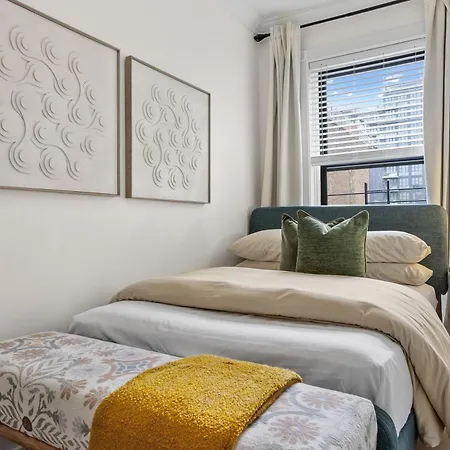 3br Harlem With Washer With Dryer Apartment